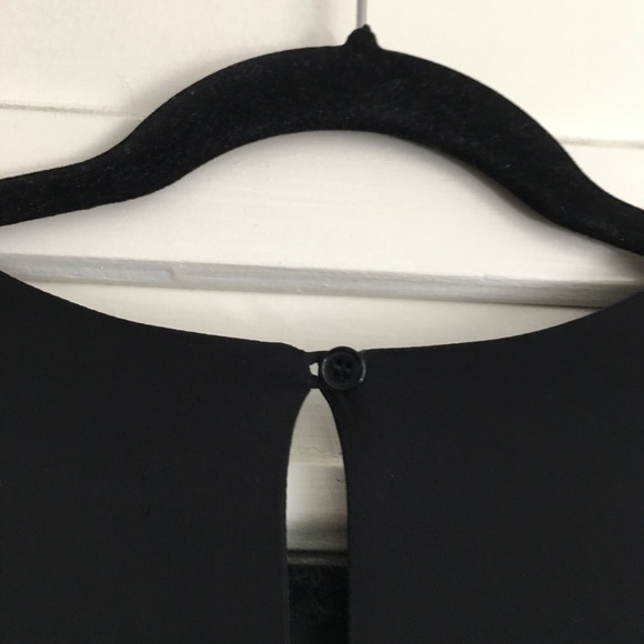 Milly Elanore blouse size 10 with button flower mod details - Picture 8 of 15